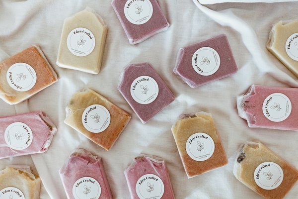Quels sont les cosmétiques naturels pour une beauté éclatante ?