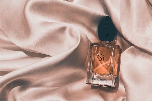 Comment faire durer votre parfum toute la journée ?